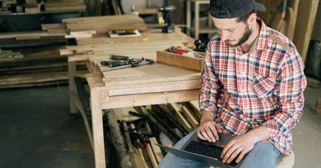 11 Lead Generation Strategies for Small Businesses — featured image for thesmartfunnel.com